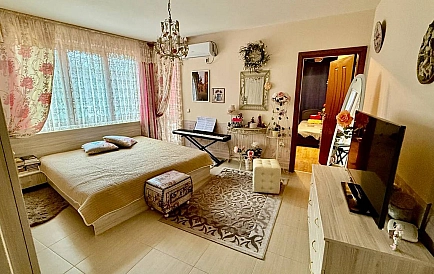 ID 15481 Трикімнатна квартира в Річ 1 Фото 7