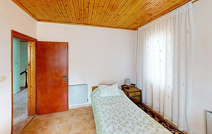 ID 15110 Будинок в Порой Фото 10