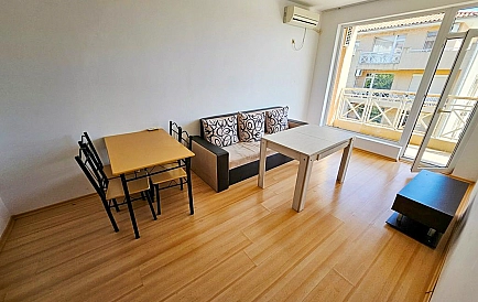 ID 12644 Двокімнатна квартира в Санні Дей 6 Фото 2