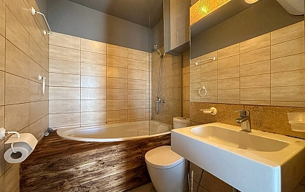 ID 14801 Чотирикімнатна квартира в Санні В'ю Централ Фото 4