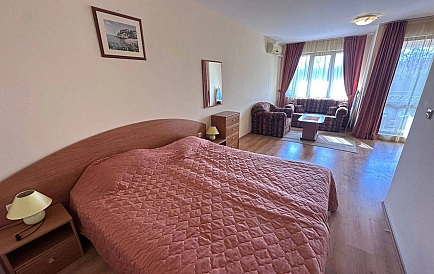 ID 13826 Велика студія в Галерея Фото 2