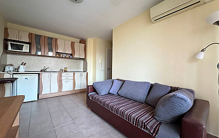 ID 15024 Купити двокімнатну квартиру в Холідей Форт Клуб Фото 1 