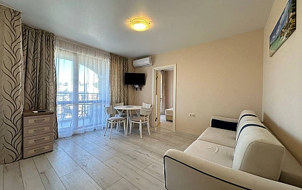 ID 14822 Двокімнатна квартира в Сезони 3 Фото 2