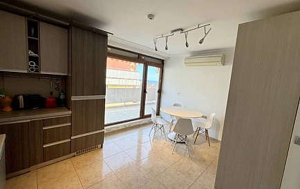 ID 14944 Велика студія в Лазур 5 Фото 2