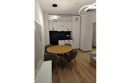 ID 16450 Двокімнатна квартира в Емілія Романа Есте Фото 7