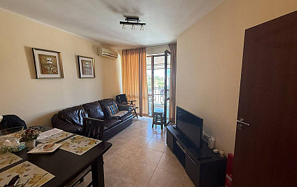 ID 15100 Трикімнатна квартира в Аполлон 5 Фото 1 