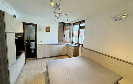 ID 14944 Велика студія в Лазур 5 Фото 9