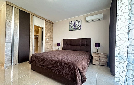 ID 14659 Трикімнатна квартира в Естебан Фото 3