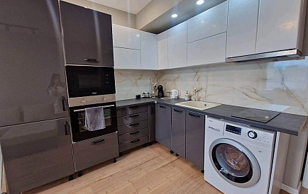 ID 10963 Двокімнатна квартира в Роял Біч Фото 2