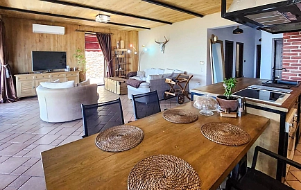 ID 12655 Двоповерховий будинок у Святому Власі Фото 3