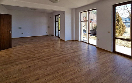 ID 12737 Будинок в Разлоге Фото 2