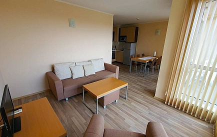 ID 12794 Трикімнатна квартира в огляд Біч Фото 9