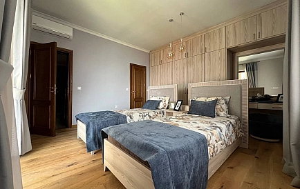 ID 7439 Новий двоповерховий будинок в Святому Власі Фото 5