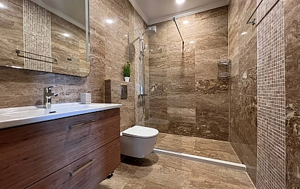 ID 7439 Новий двоповерховий будинок в Святому Власі Фото 6