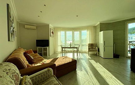 ID 9155 Двокімнатна квартира в Таляна Біч Фото 2