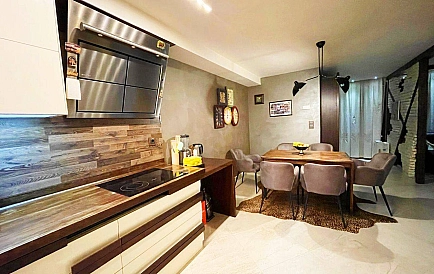 ID 9217 Триповерховий пентхаус в Естебані Фото 4