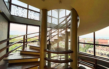 ID 9217 Триповерховий пентхаус в Естебані Фото 7