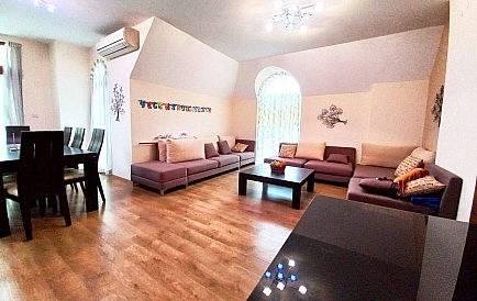 ID 9219 Трикімнатна квартира в Роял Біч Плаза Фото 3