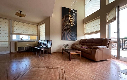 ID 10343 Трикімнатна квартира в Чорноморець Фото 2