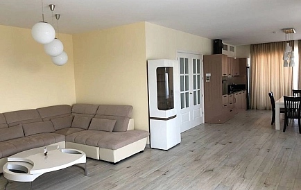 ID 11925 Трикімнатна квартира у Флорес Гарден Фото 4