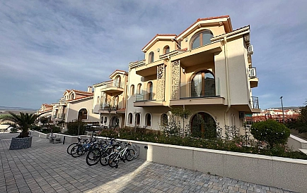 ID 15956 Трикімнатна квартира в Гранд Вілладж Фото 8