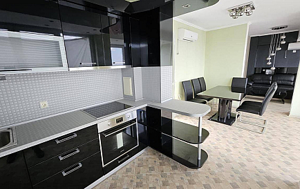 ID 13851 Трикімнатна квартира в Бургасі Фото 1 