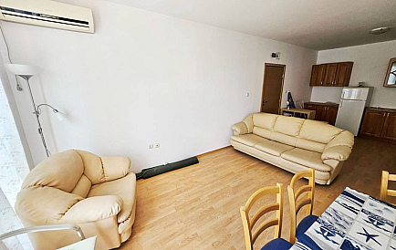 ID 14247 Двокімнатна квартира в Санні Дей 6 Фото 1 