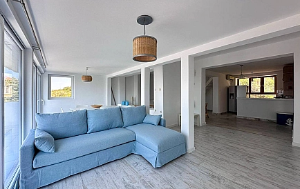 ID 14265 Чотириповерховий будинок у Святому Власі Фото 3