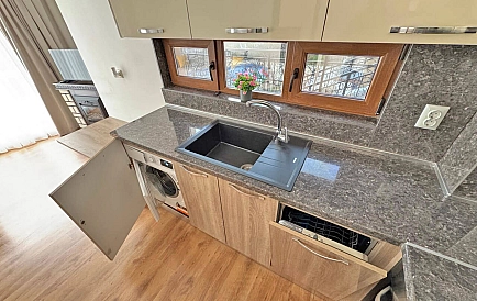 ID 14930 Трикімнатна квартира в Фенікс Фото 8