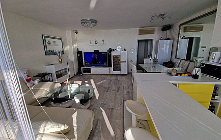 ID 15004 Трикімнатна квартира в Оазис Фото 1 