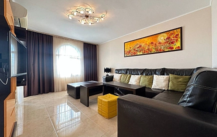 ID 14659 Трикімнатна квартира в Естебан Фото 2