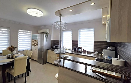 ID 15047 Будинок в Вікторія Хілл Фото 8