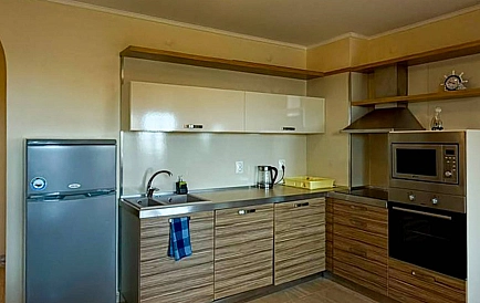 ID 16161 Трикімнатна квартира в Естебан Фото 2