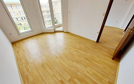 ID 13025 Двокімнатна квартира в Санні Дей 6 Фото 3