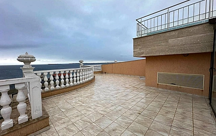 ID 13080 Трикімнатна квартира в Адмірал Фото 8