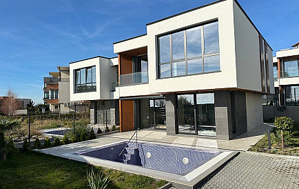 ID 13722 Будинки від забудовника в Несебрі Фото 1 