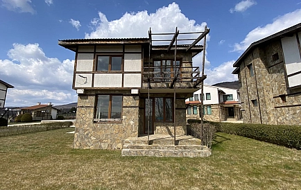 ID 2039 Двоповерхові будинки в Гориці Фото 5