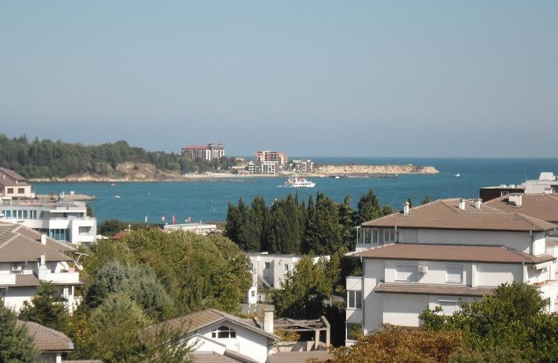 Житлові будинки з видом на морську затоку — Равда Житлові будинки з видом на морську затоку — Равда